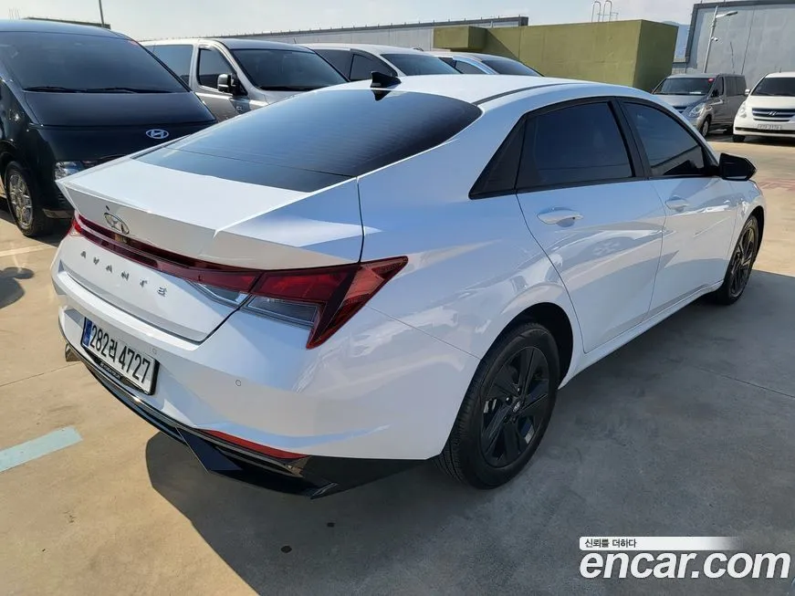 Hyundai AVANTE 2023 из KR, фото 4