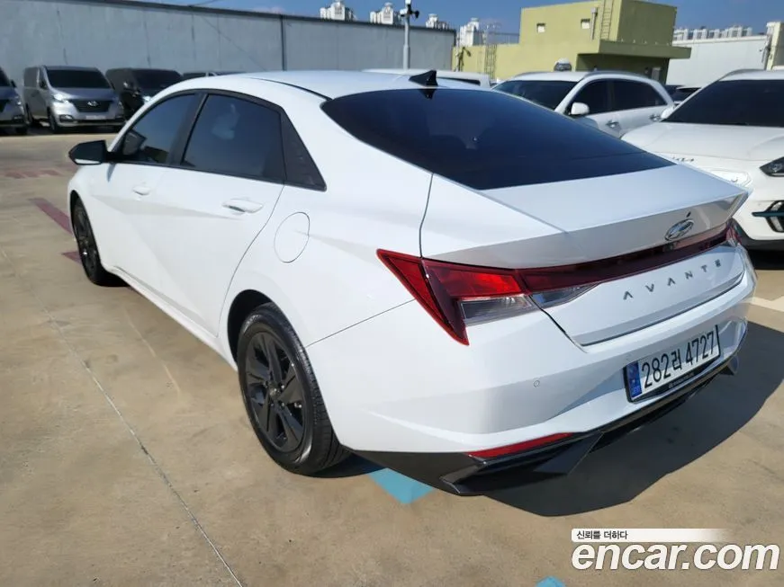 Hyundai AVANTE 2023 из KR, фото 5