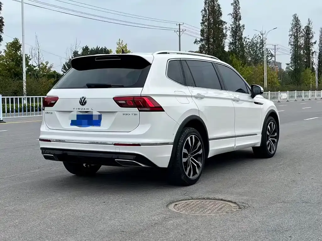 Volkswagen Tiguan L 2021 из CN, фото 4