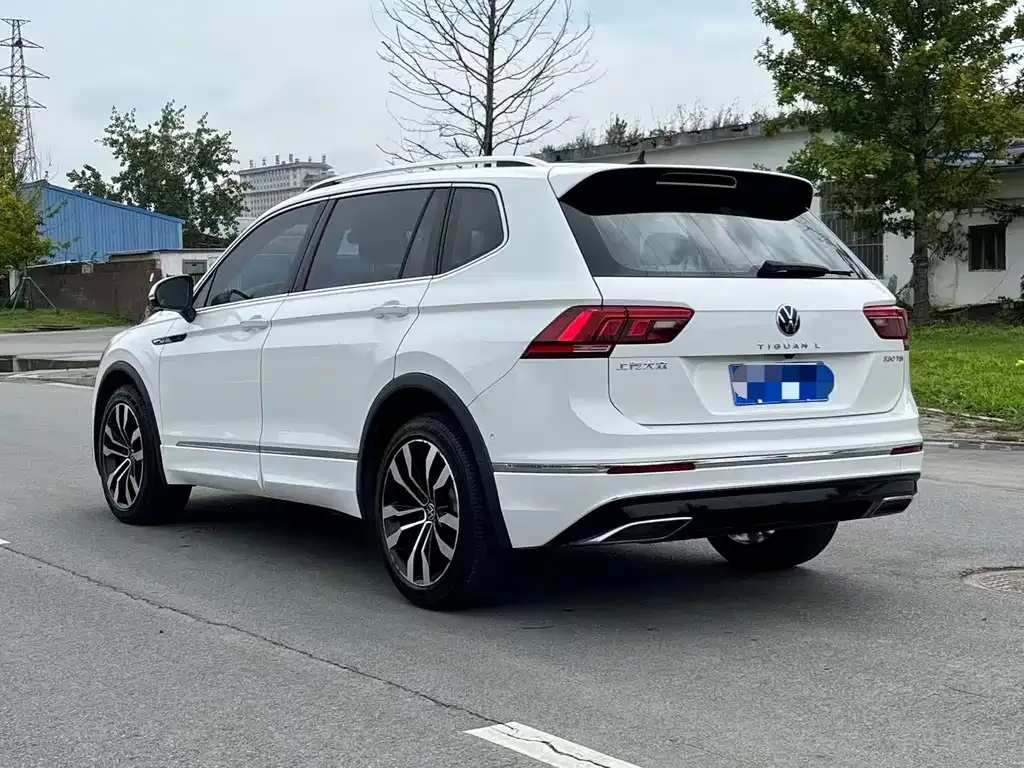 Volkswagen Tiguan L 2021 из CN, фото 6