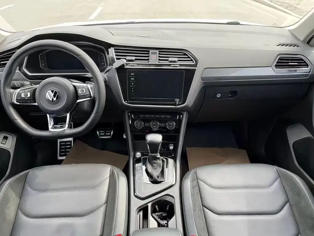 Volkswagen Tiguan L 2021 из CN, фото 7