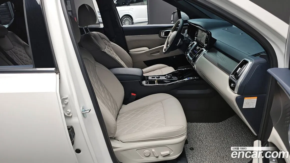 Kia Sorento — фото 10