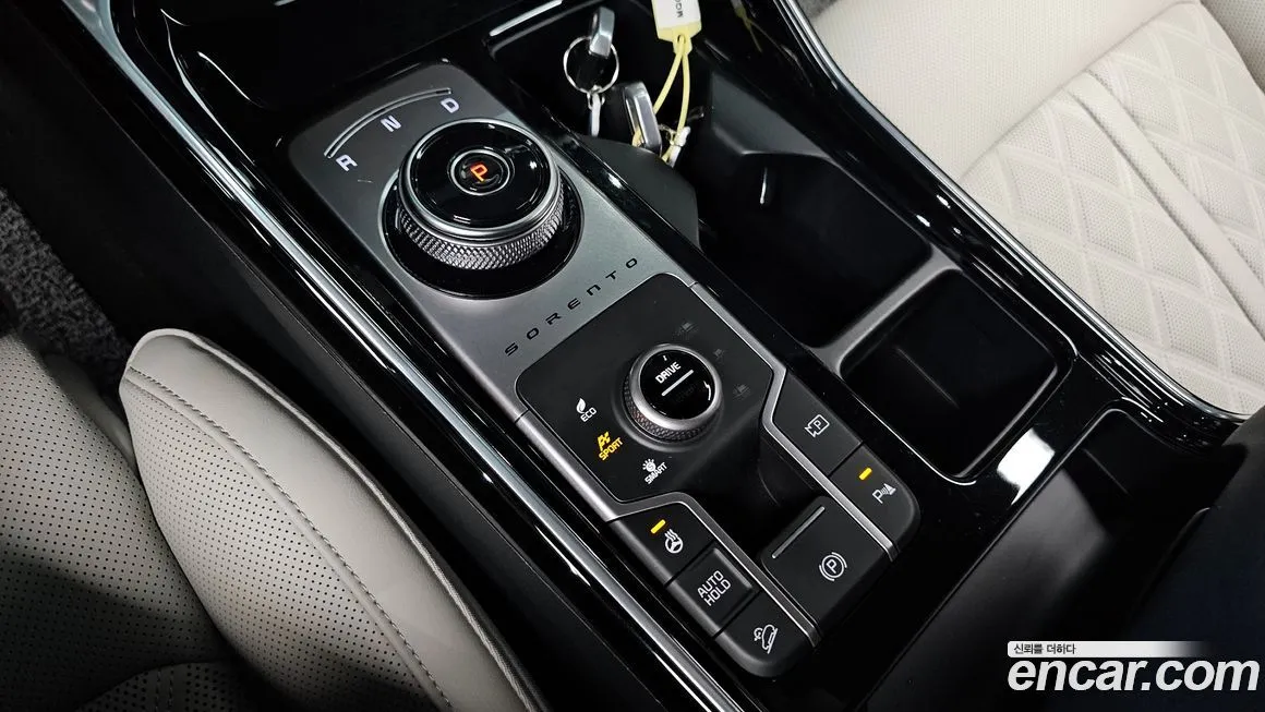 Kia Sorento — фото 9