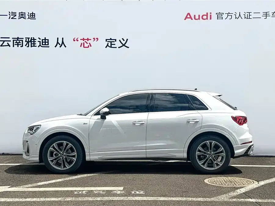 Audi Q3 2024 из CN, фото 3