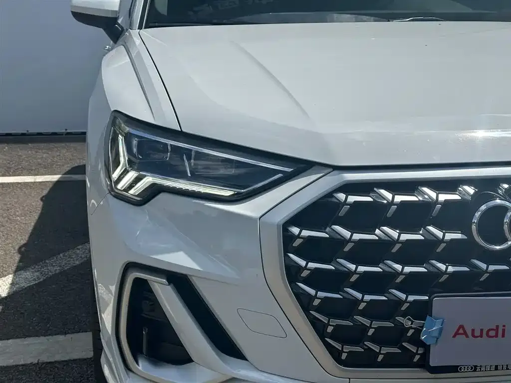 Audi Q3 2024 из CN, фото 6