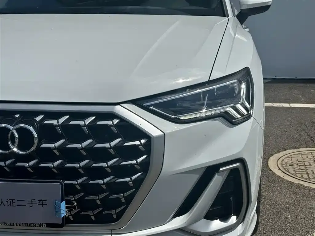 Audi Q3 2024 из CN, фото 7