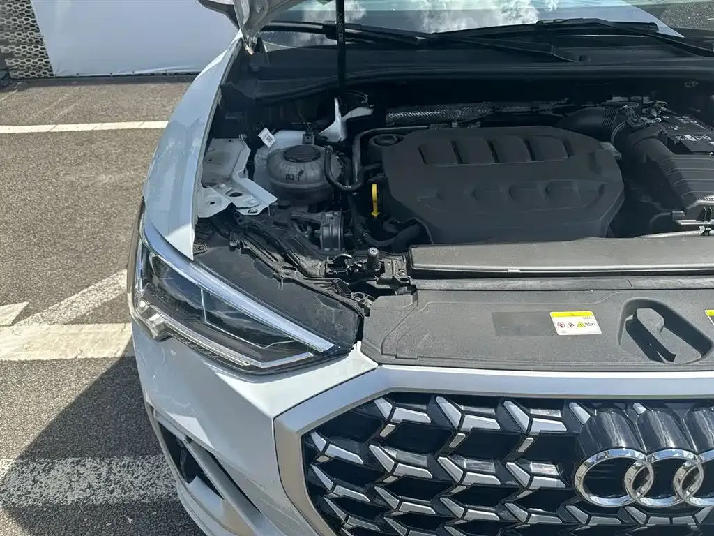 Audi Q3 2024 из CN, фото 9