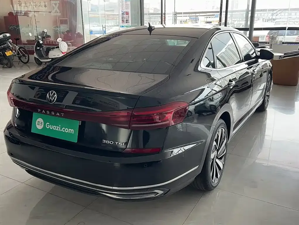 Volkswagen Passat — фото 5