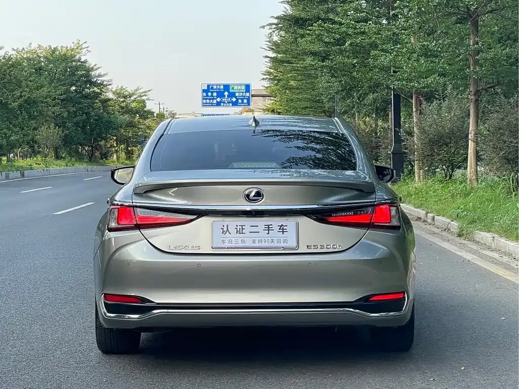 Lexus ES 2021 из CN, фото 10