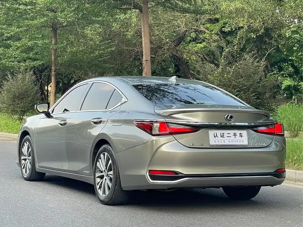 Lexus ES 2021 из CN, фото 9