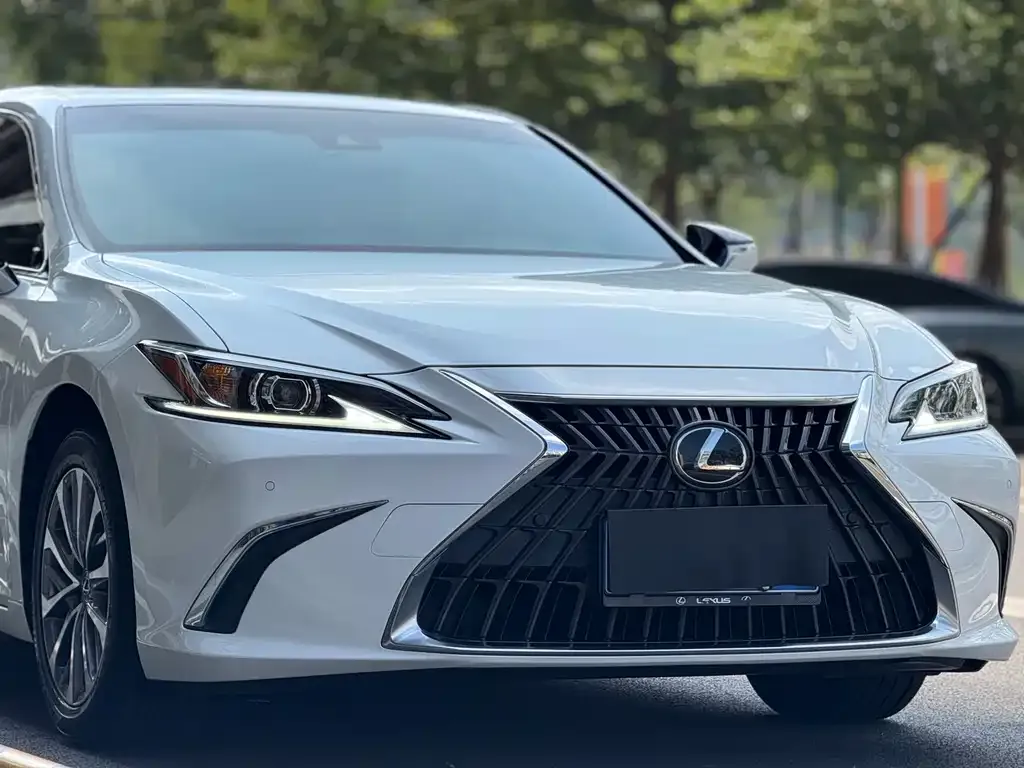 Lexus ES 2022 из CN, фото 3