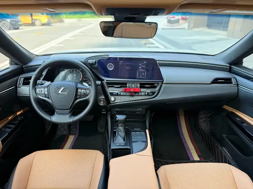 Lexus ES 2022 из CN, фото 6