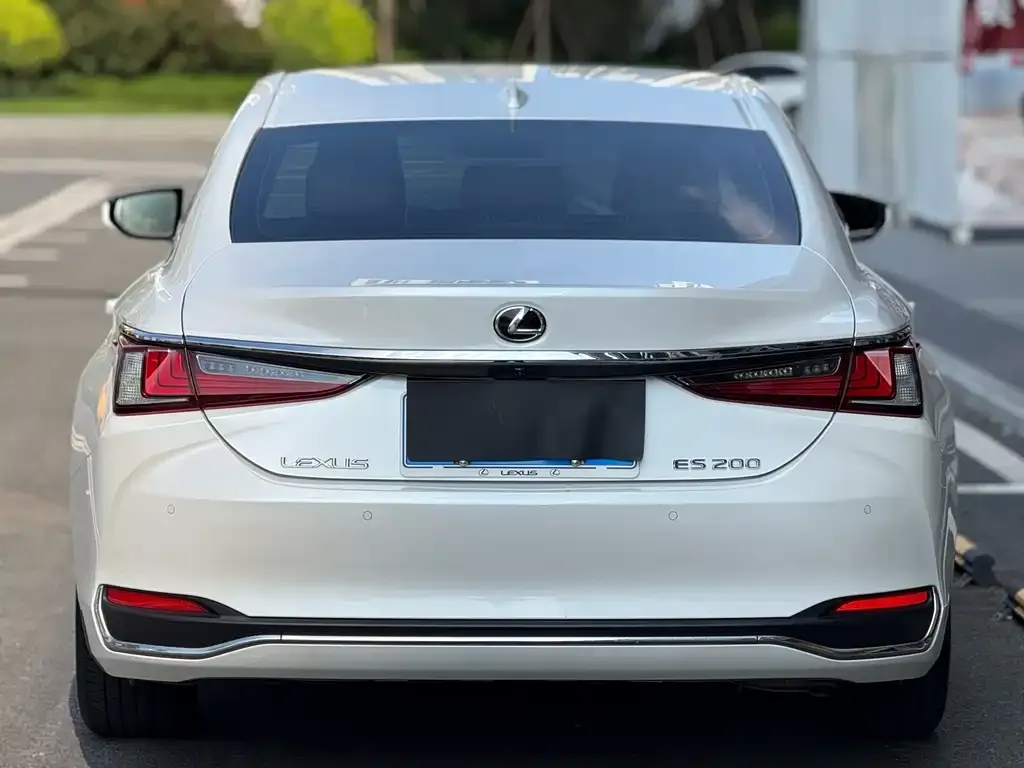 Lexus ES 2022 из CN, фото 8