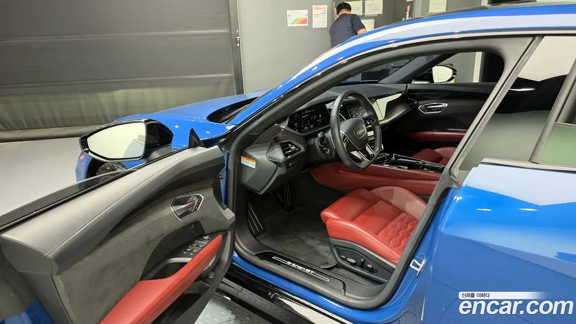 Audi e-tron GT 2022 из KR, фото 10