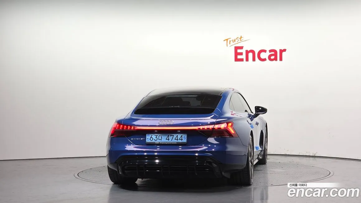 Audi e-tron GT 2022 из KR, фото 4