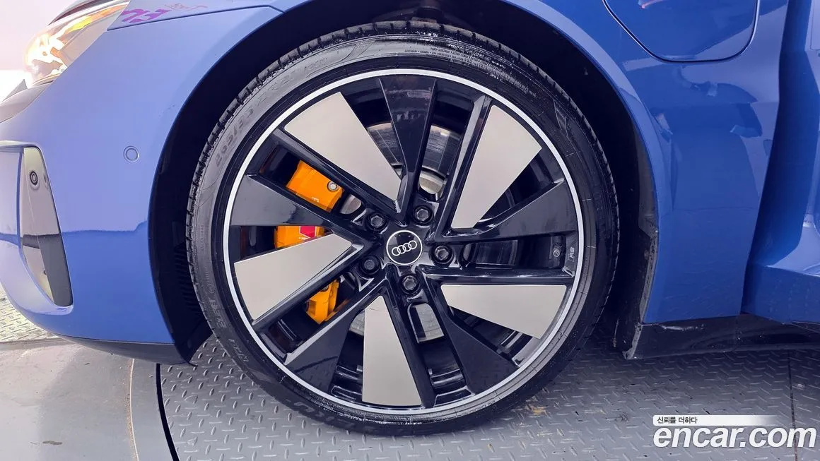 Audi e-tron GT 2022 из KR, фото 5