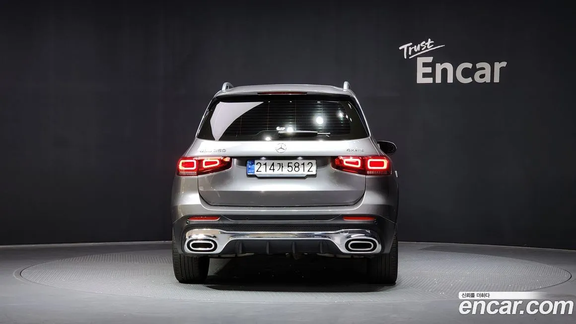 Mercedes-Benz GLB-Class — фото 4