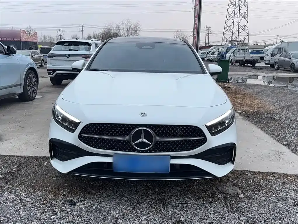 Mercedes-Benz A-Class 2024 из CN, фото 4