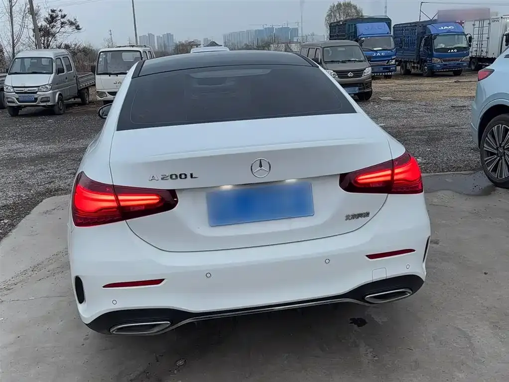 Mercedes-Benz A-Class 2024 из CN, фото 7