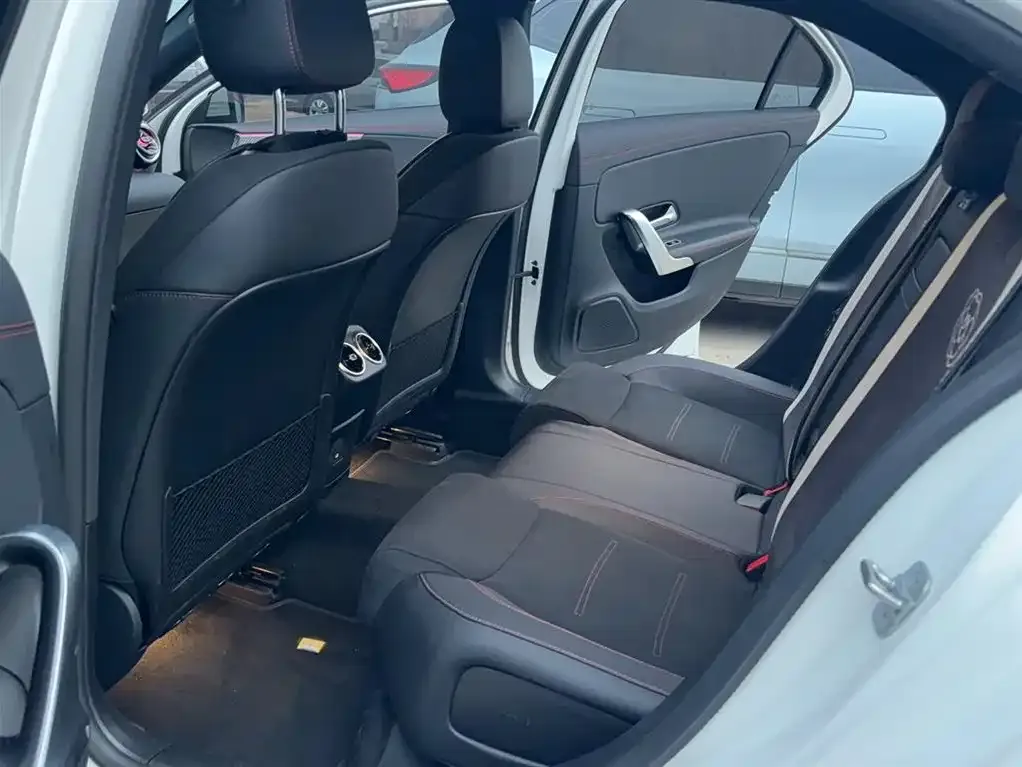 Mercedes-Benz A-Class 2024 из CN, фото 9