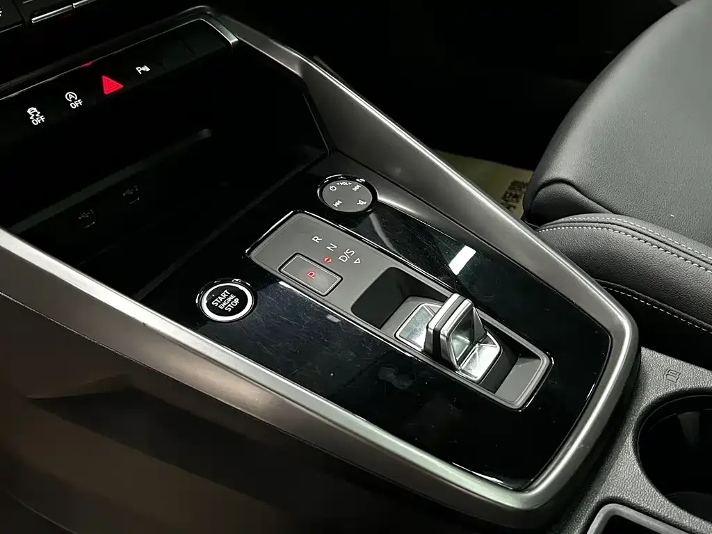 Audi A3 2021 из CN, фото 7
