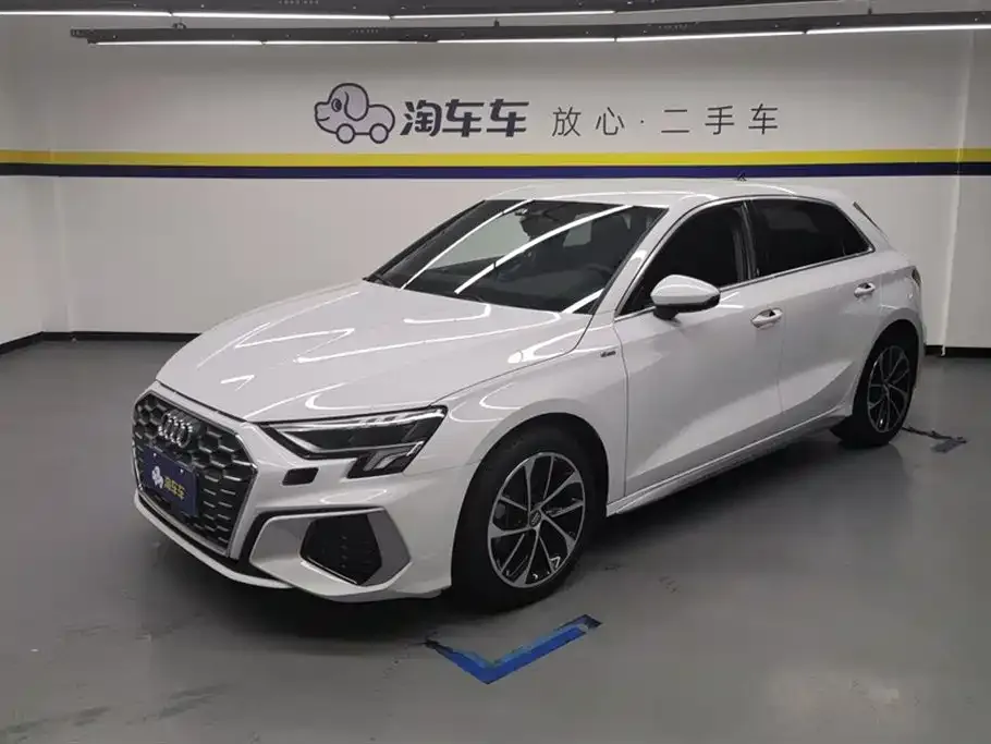 Audi A3 2021 из CN, фото 1
