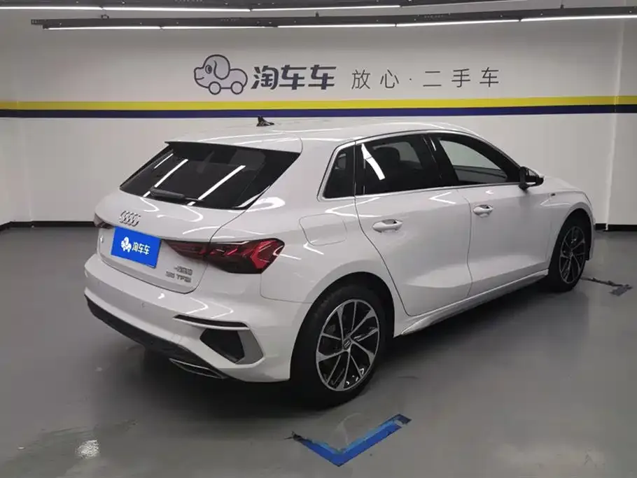Audi A3 2021 из CN, фото 3