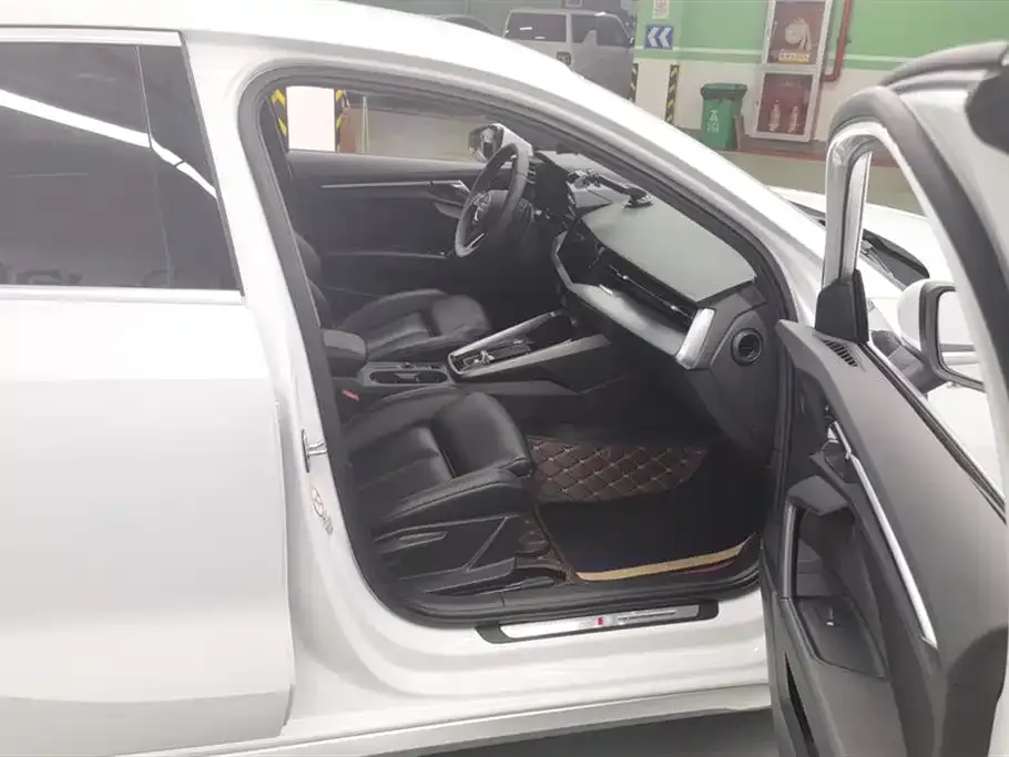 Audi A3 2021 из CN, фото 8