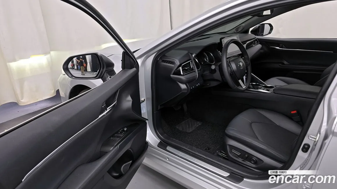 Toyota Camry 2023 из KR, фото 10