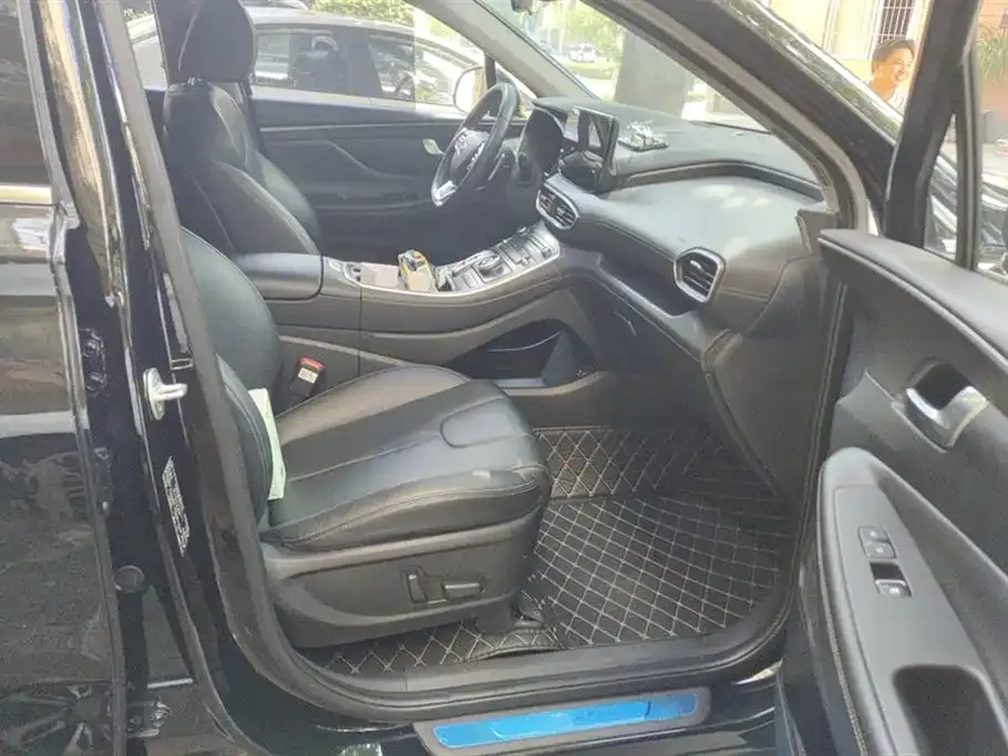 Hyundai Santa Fe 2023 из CN, фото 8