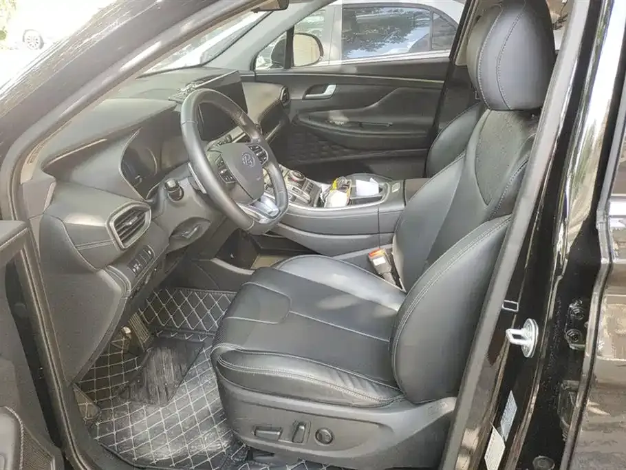 Hyundai Santa Fe 2023 из CN, фото 9