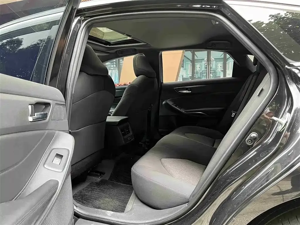 Toyota Avalon 2023 из CN, фото 7