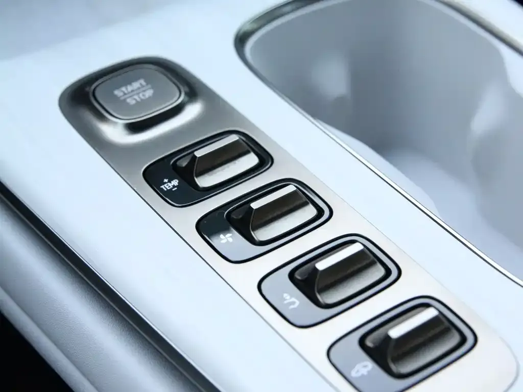 Xiaomi SU7 2024 из CN, фото 8