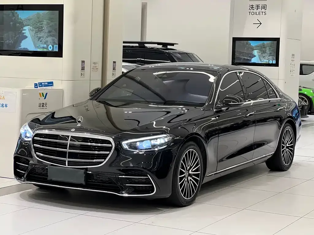 Mercedes-Benz S-Class — фото 1