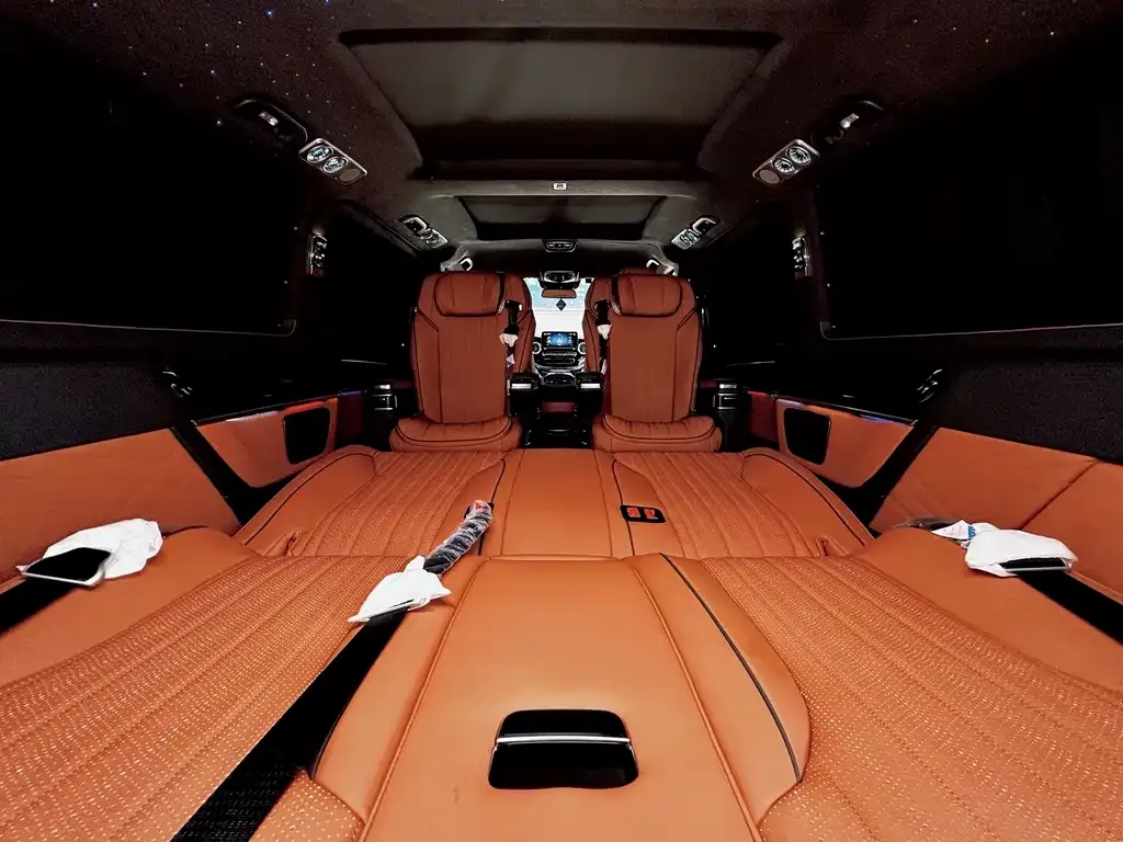 Mercedes-Benz V-Class 2023 из CN, фото 7