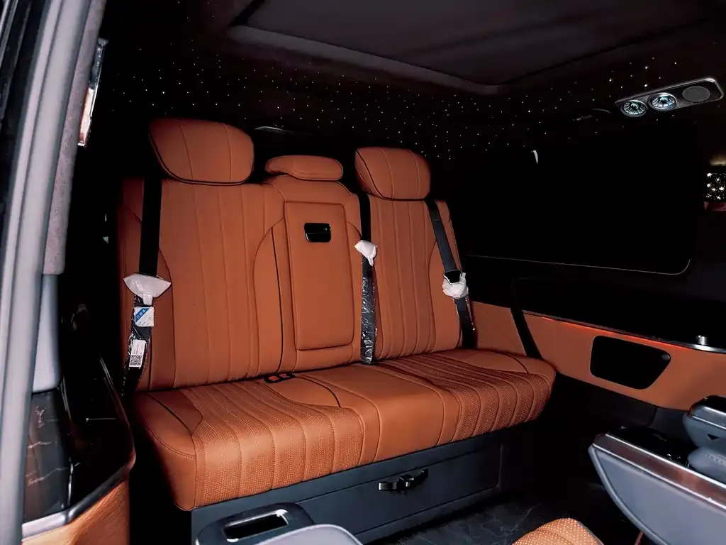 Mercedes-Benz V-Class 2023 из CN, фото 9