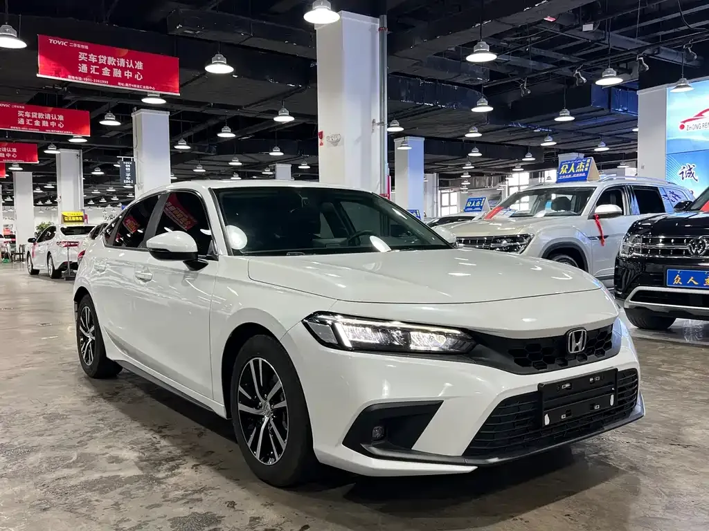 Honda Civic 2023 из CN, фото 2