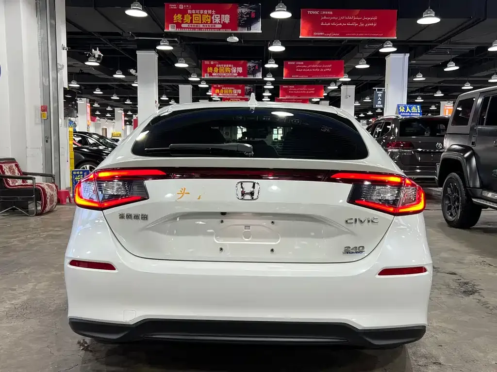 Honda Civic 2023 из CN, фото 4
