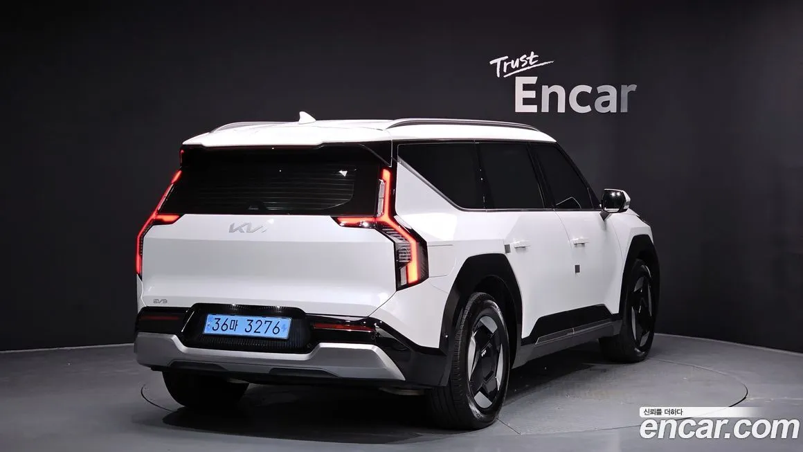 Kia EV9 2024 из KR, фото 2
