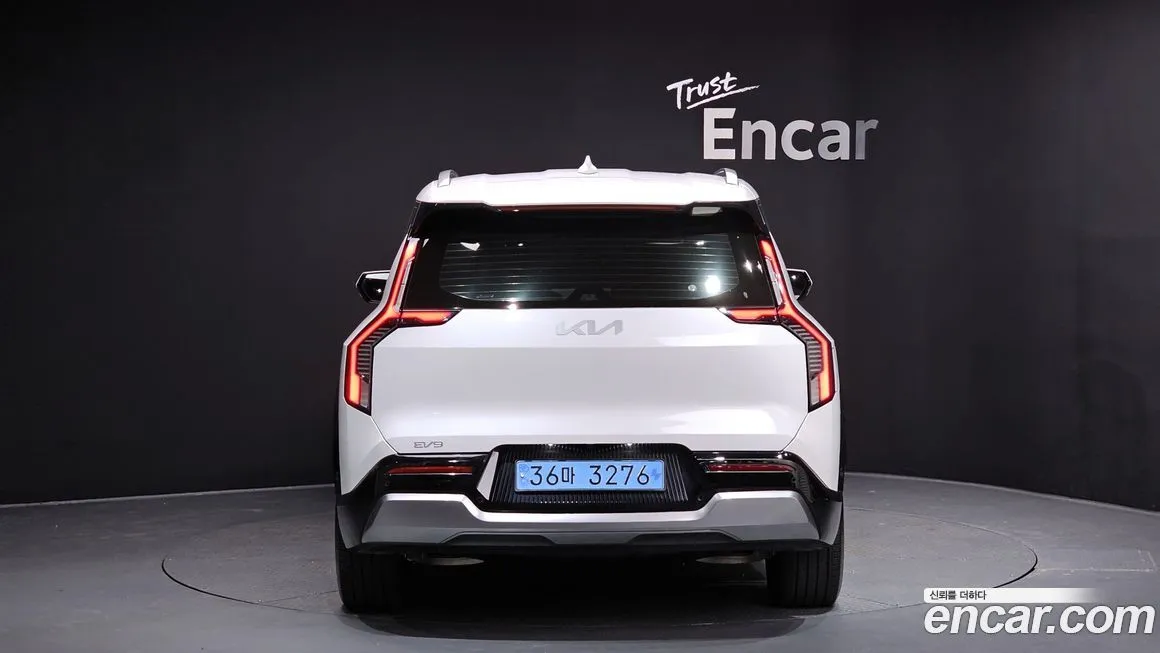Kia EV9 2024 из KR, фото 4