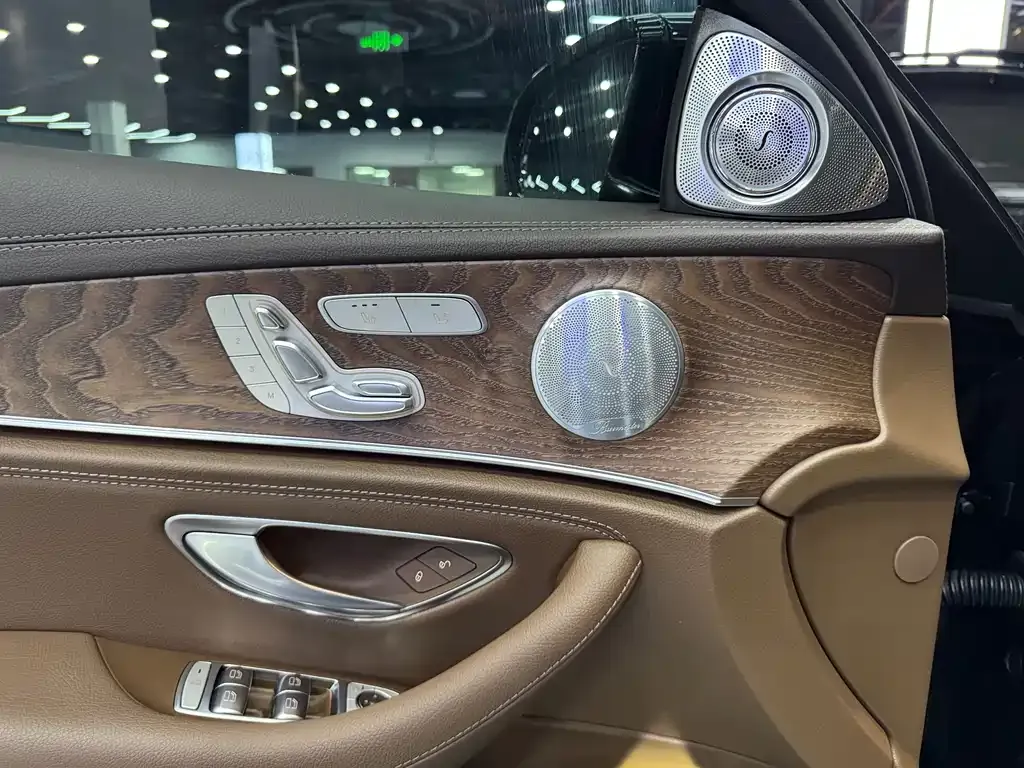 Mercedes-Benz E-Class 2022 из CN, фото 4