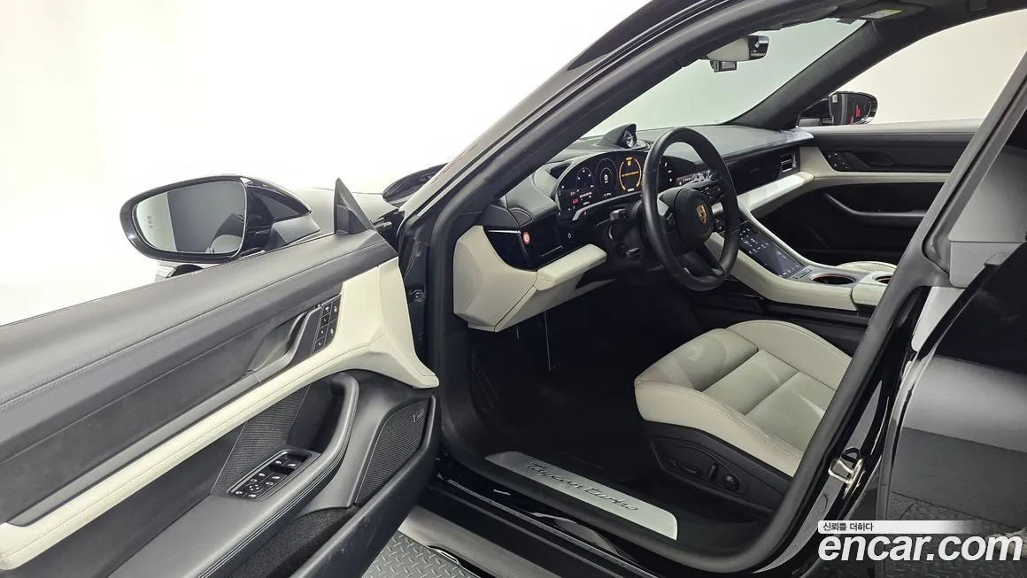 Porsche Taycan 2023 из KR, фото 10