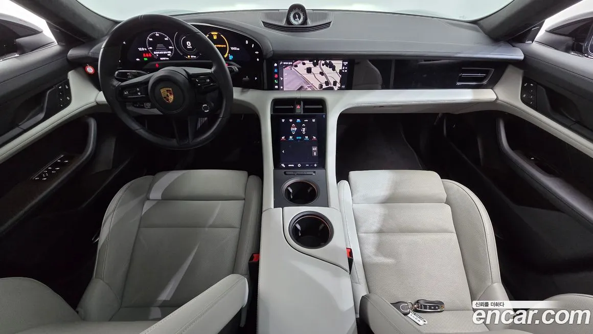 Porsche Taycan 2023 из KR, фото 7