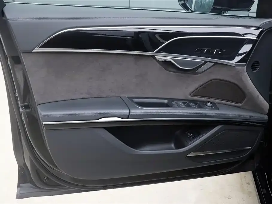 Audi A8 New Energy 2022 из CN, фото 10