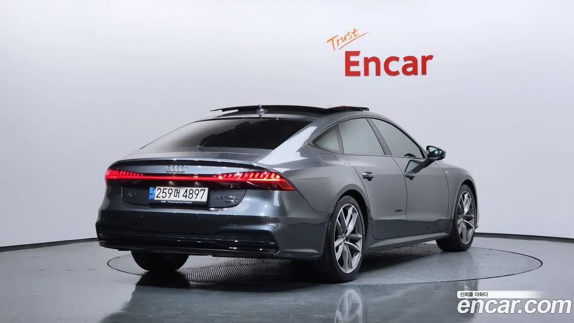 Audi A7 — фото 2