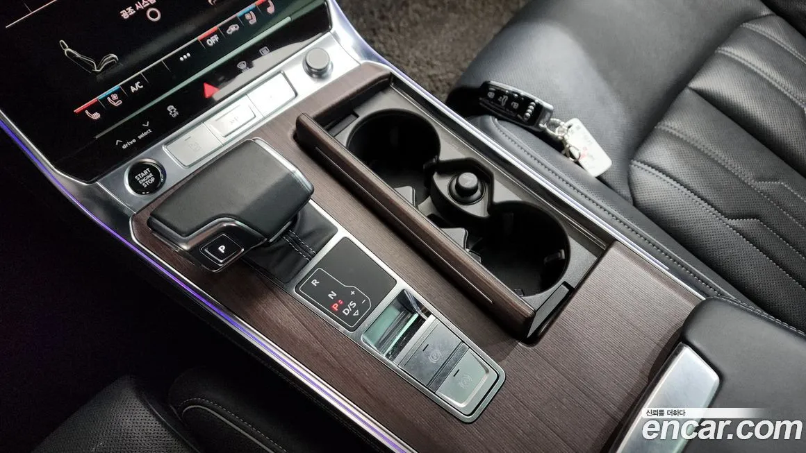 Audi A7 — фото 9