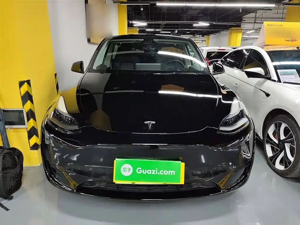 Tesla Model Y 2023 из CN, фото 3