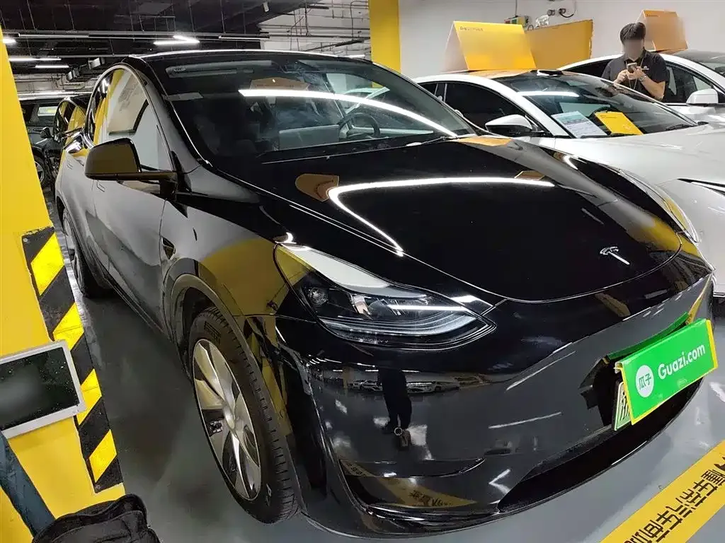 Tesla Model Y 2023 из CN, фото 4