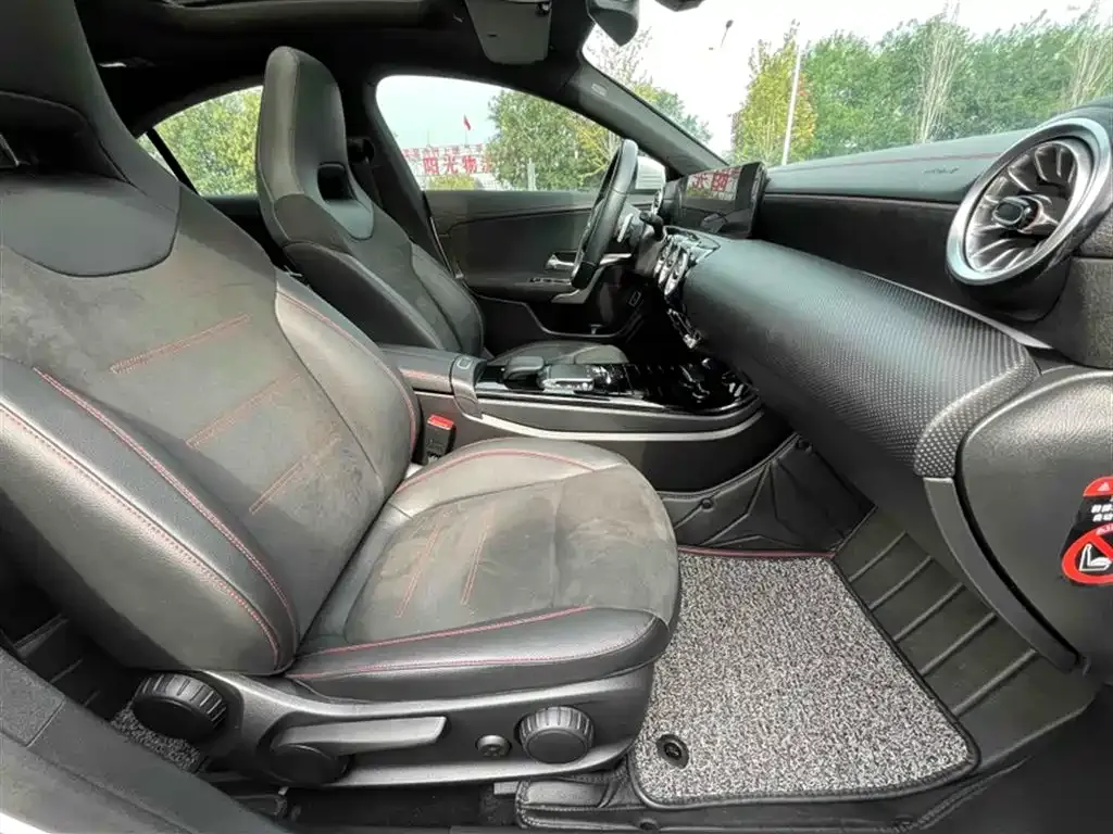 Mercedes-Benz CLA (Import) 2023 из CN, фото 6