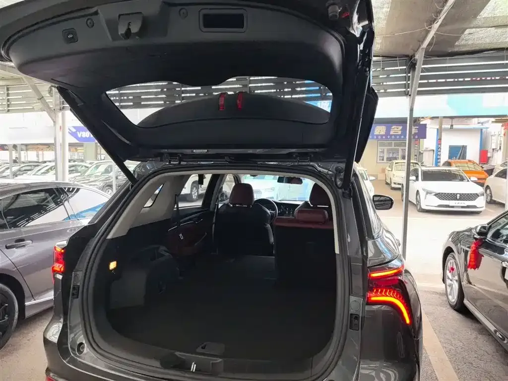 Changan CS75PLUS — фото 8